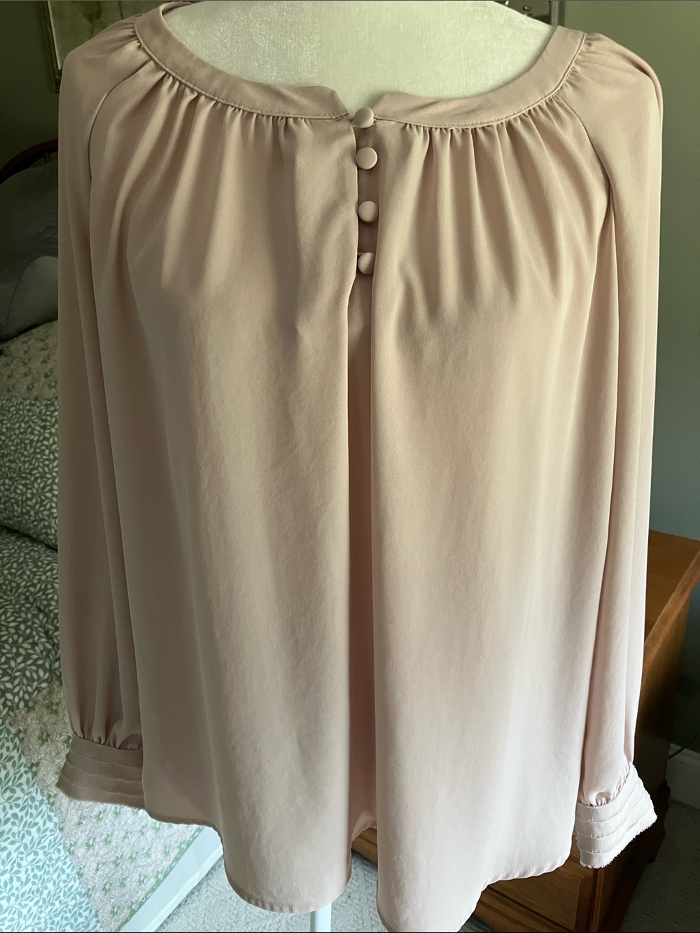 Pleione flowy long sleeve blouse EUC M
